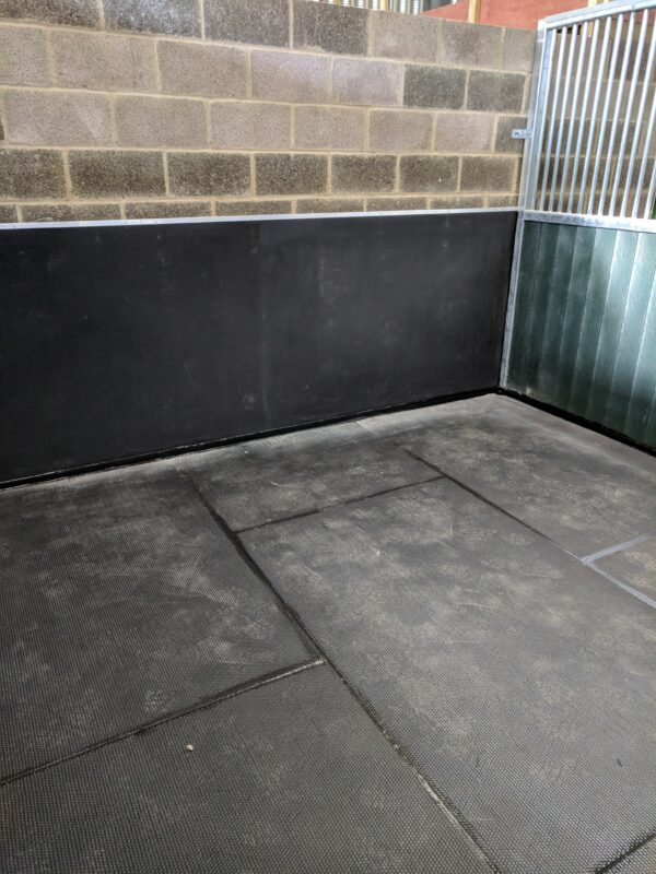 Stable mats, fully sealed installed with 10mm Wall mats and Anti-Chew Ally Capping